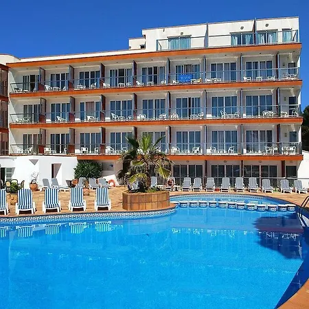Clumba Hotel 3*